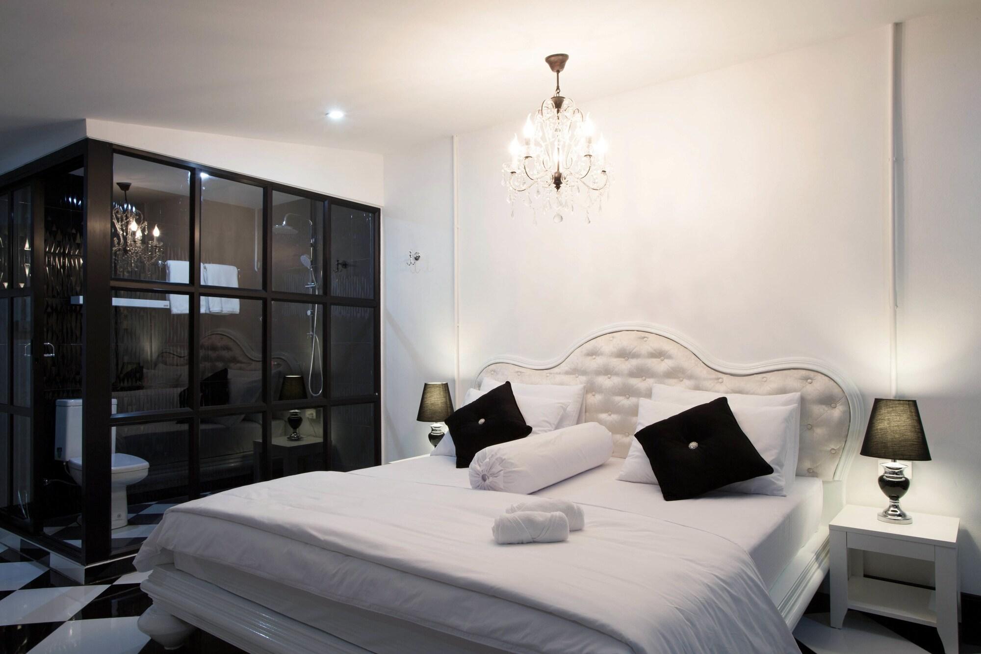 Meroom Phuket Exterior photo