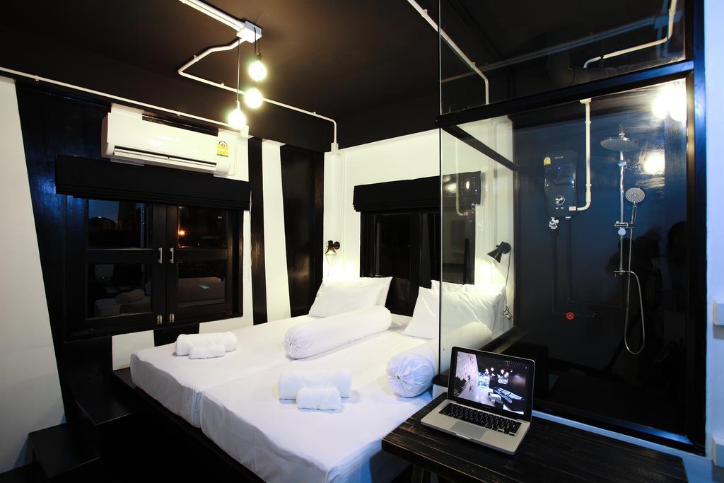 Meroom Phuket Room photo