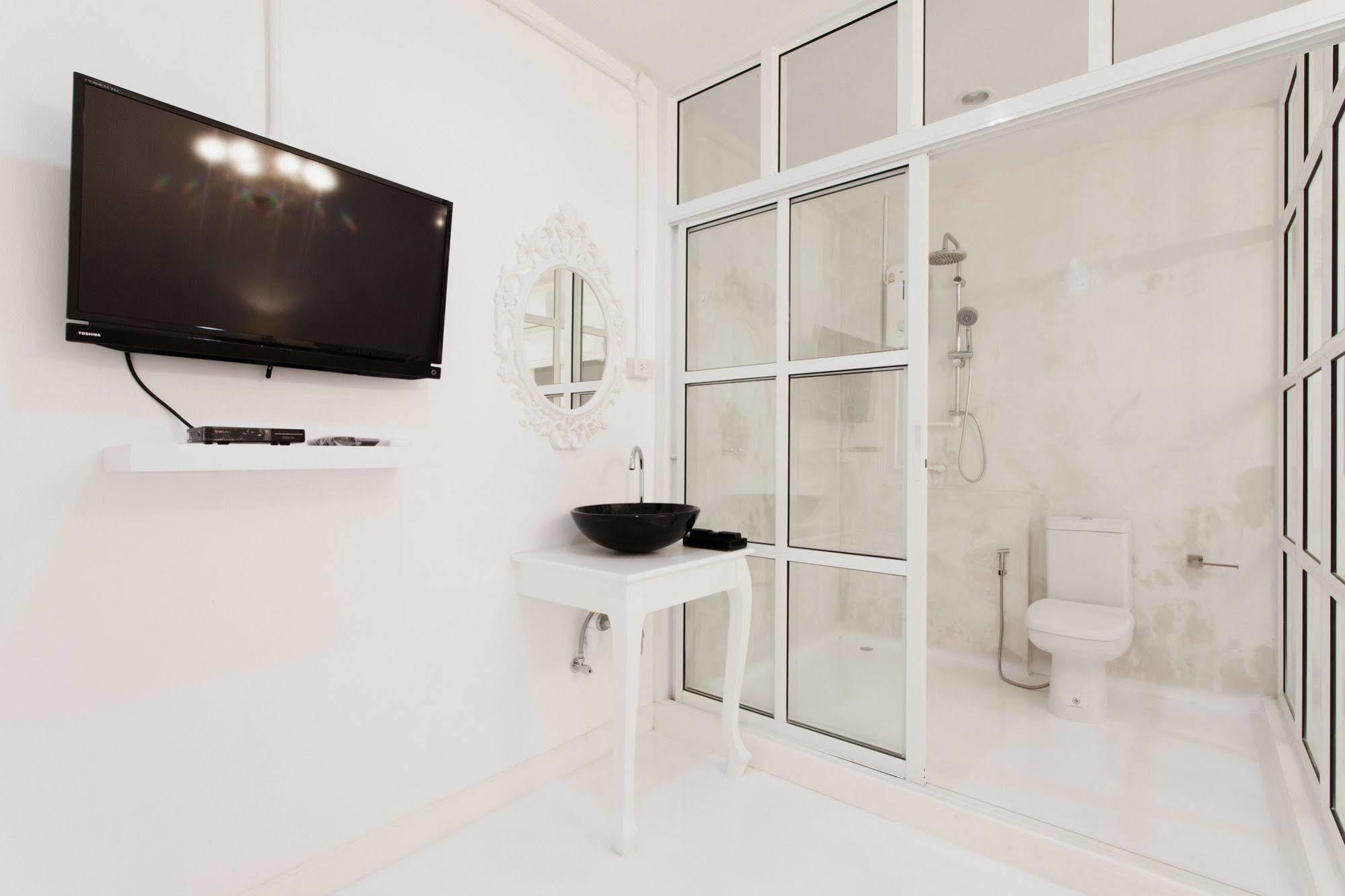 Meroom Phuket Exterior photo